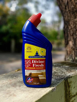 Divine Fresh Bathroom Cleaner